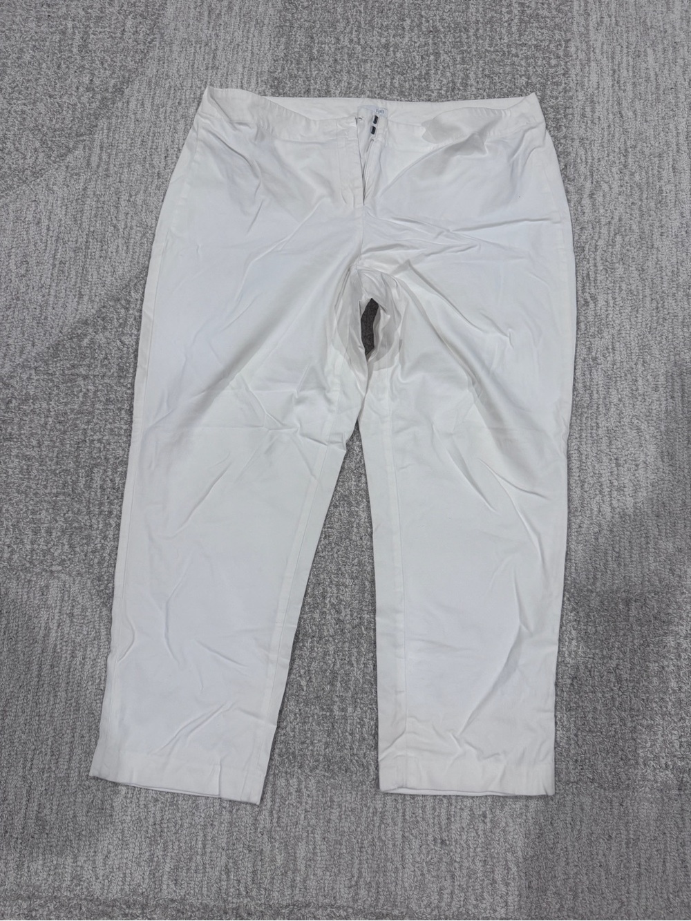 J. Jill White Capris with Relaxed Fit